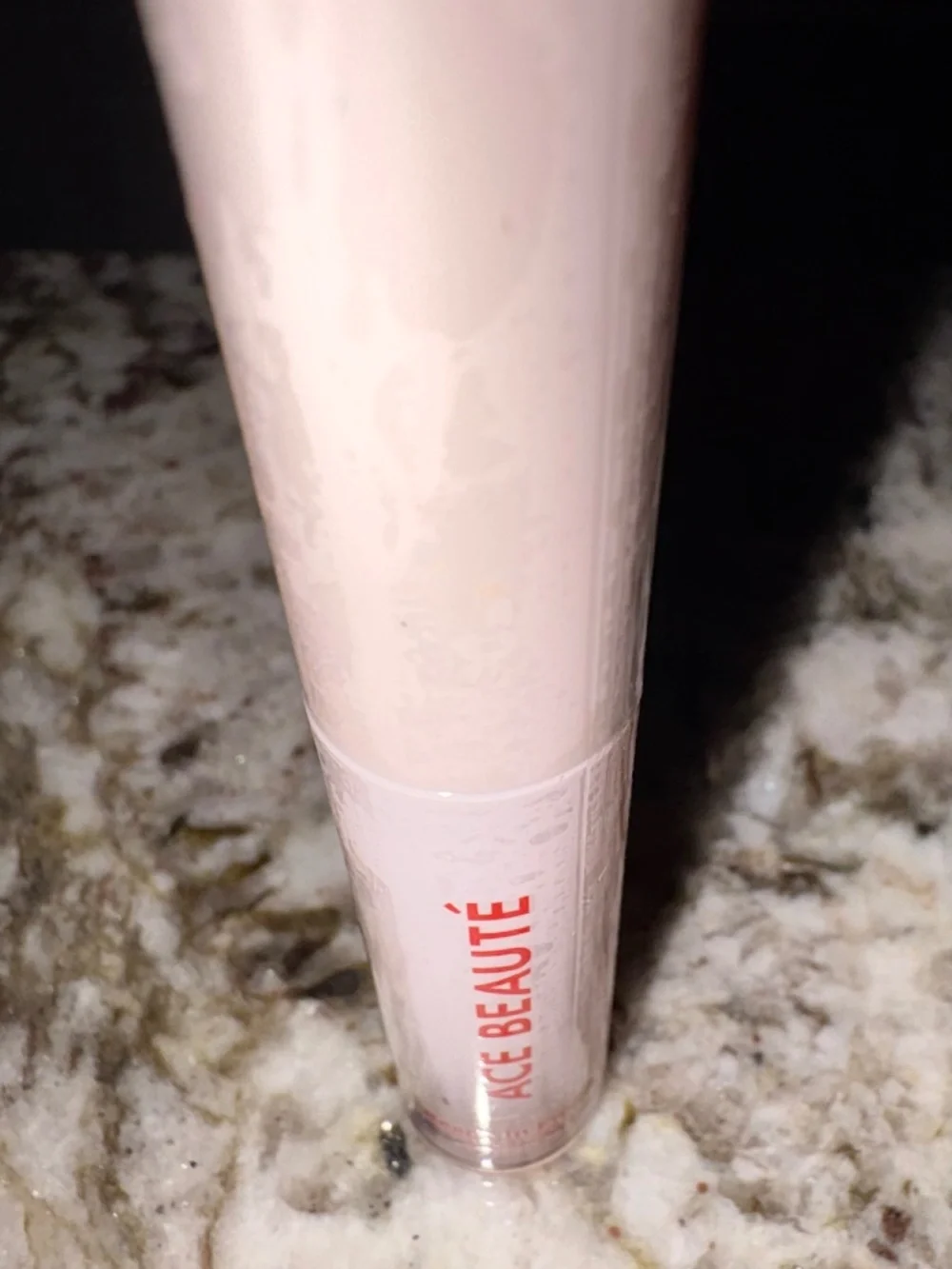 ACE BEAUTÉ Ready In Five Hydrating Creamy Concealer in F2 (2.6 ml)